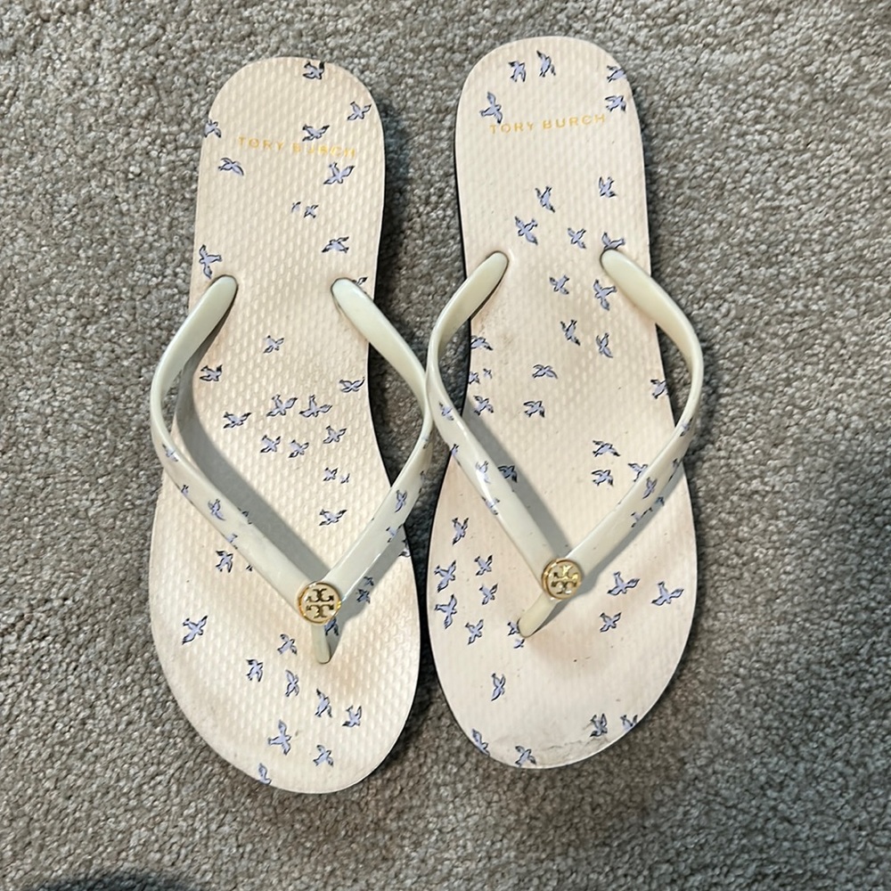 Tory Burch Cream flip flops size 9